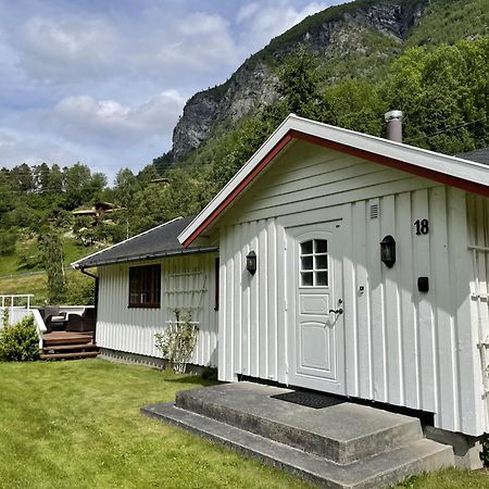 Dalhus - House In The Valley Norddal Luaran gambar