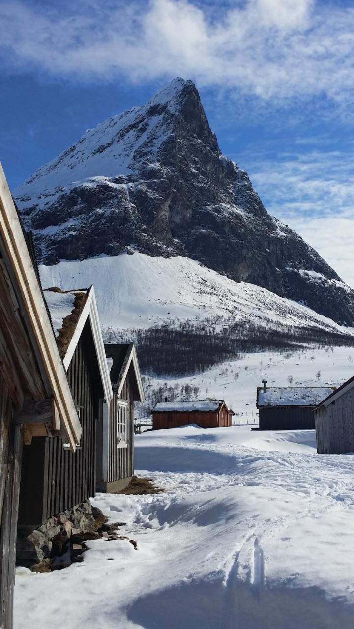 Dalhus - House In The Valley Norddal Luaran gambar